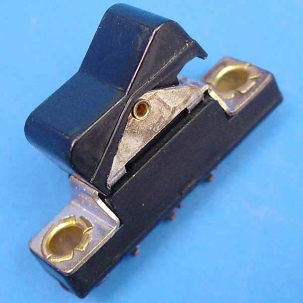 V-Twin Manufacturing Replacement Plain Rocker Switch 1 V-Twin Manufacturing Replacement Plain Rocker Switch